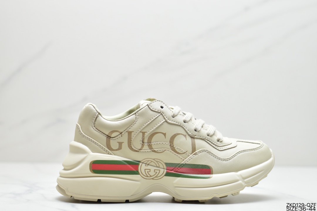 Kim Jong-in Kai, a member of the popular Korean boy group EXO, joined hands with high-end luxury brand Gucci Rhyton Vintage leather horn-shaped vintage old casual sports jogging shoes ”498916 A9L00