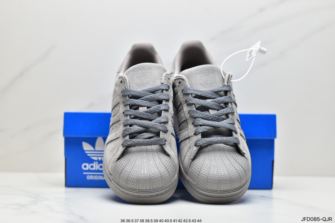 defending champion Reigning Champ x Adidas superstar shell-toe classic sneakers suede light gray dark gray BS9558