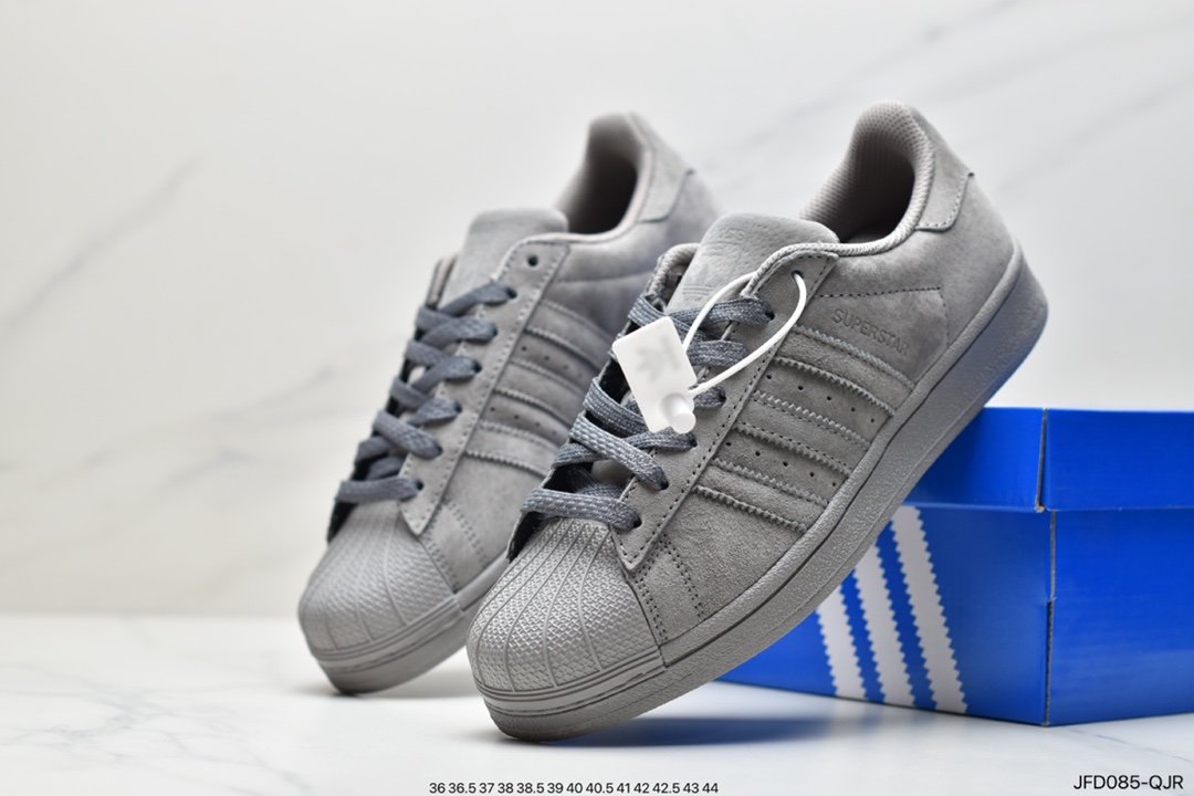 defending champion Reigning Champ x Adidas superstar shell-toe classic sneakers suede light gray dark gray BS9558