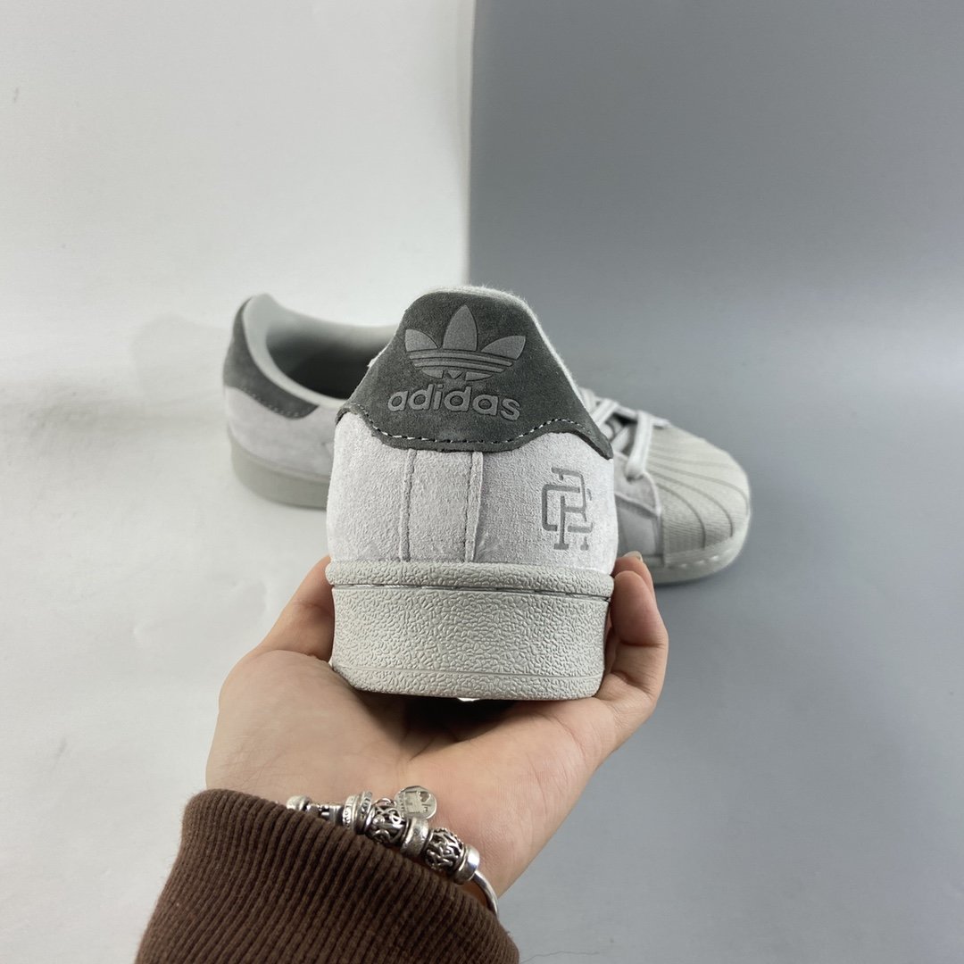 Reigning champ X Supertar shell head defending champion BS9558