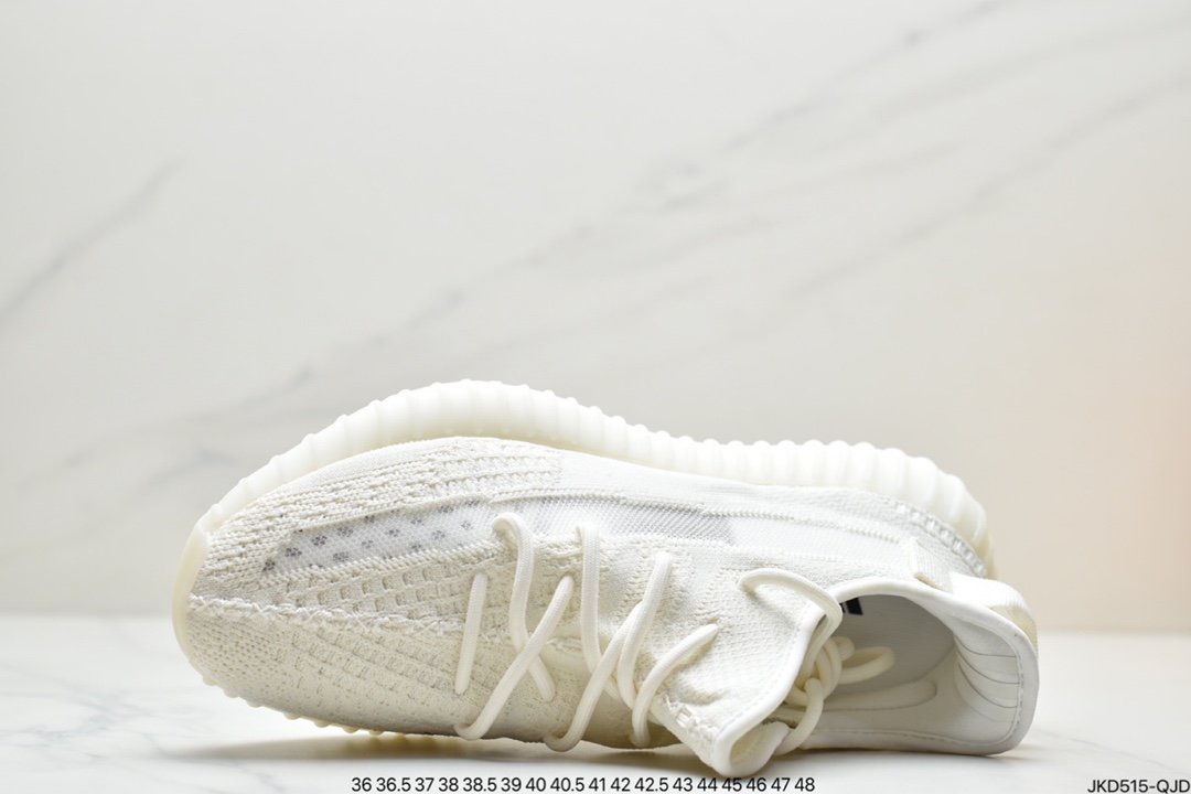 combined with Kanye West x Adidas Yeezy Boost 350 V2 ”Light” all-match lightweight popcorn midsole casual sports jogging shoes HQ6316