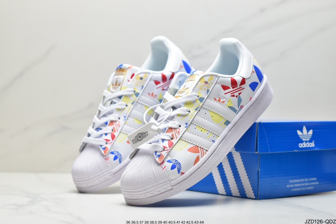 Adidas Superstar classic shell-toe shoes H00183