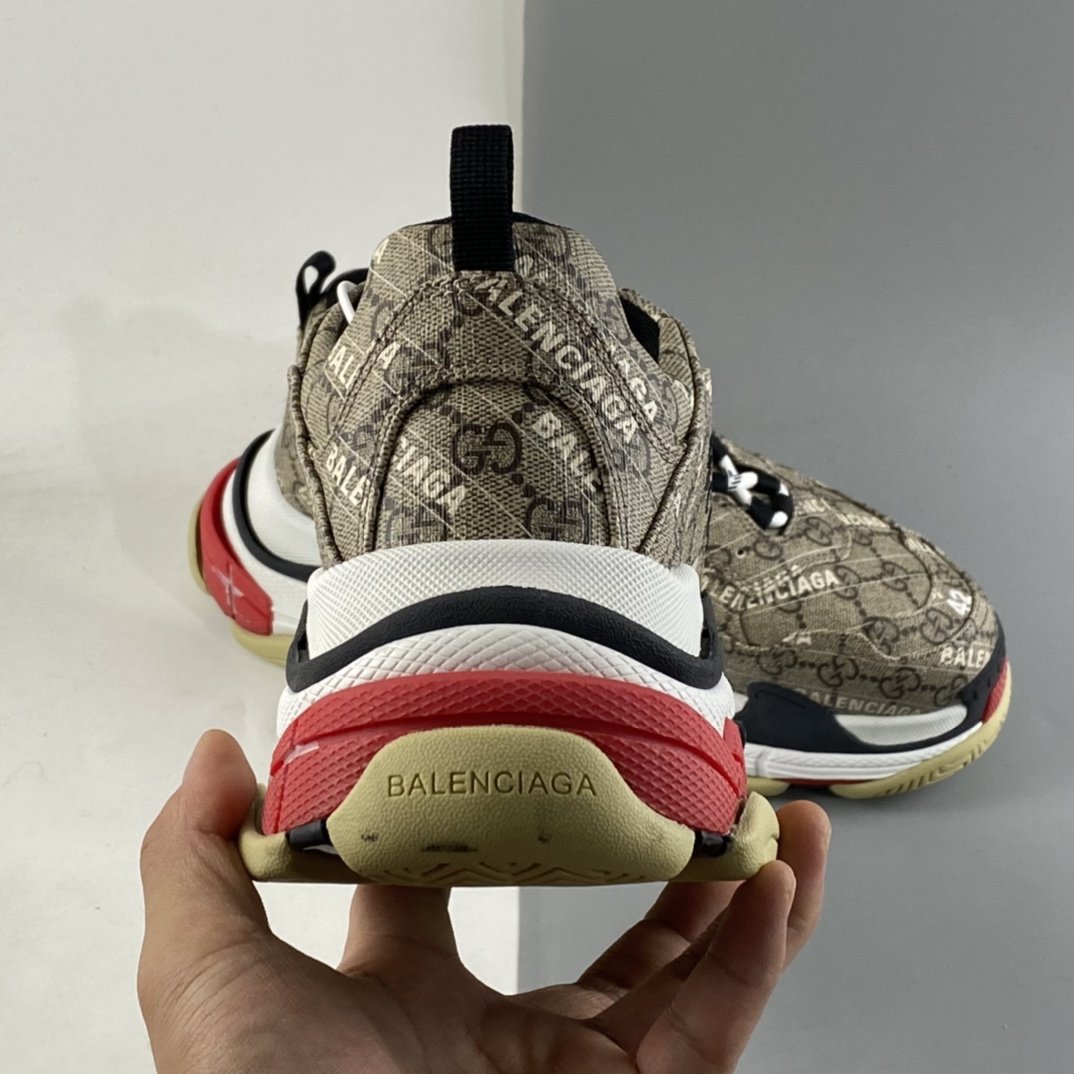 Gucci x Balenciaga Triple S Clear Sole Sneaker”The Hacker Project” 681067 UMO20 9766