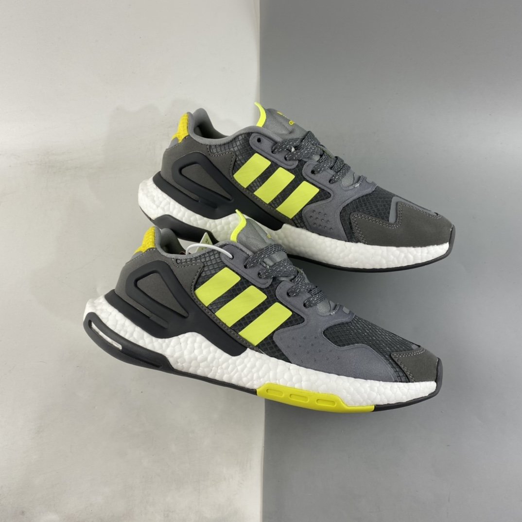 Adidas Originals 2020 Day Jogger Boost Clover 2020 Edition Jogger Series High Elastic Retro Casual Sports Running Shoes FW5997