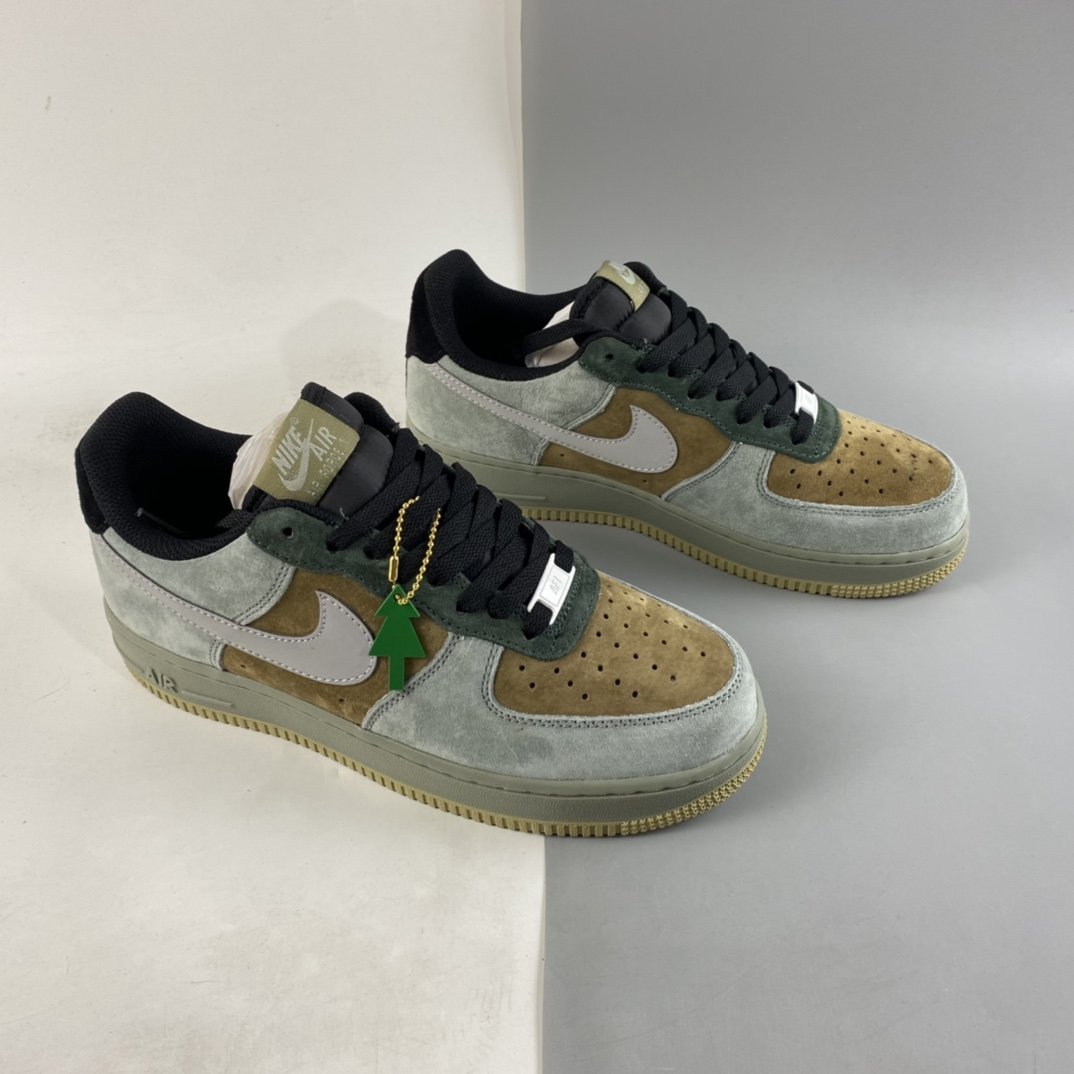 NIKE Air Force 1 Low ”Christmas” Air Force One ”Christmas” sneakers CQ5059-101