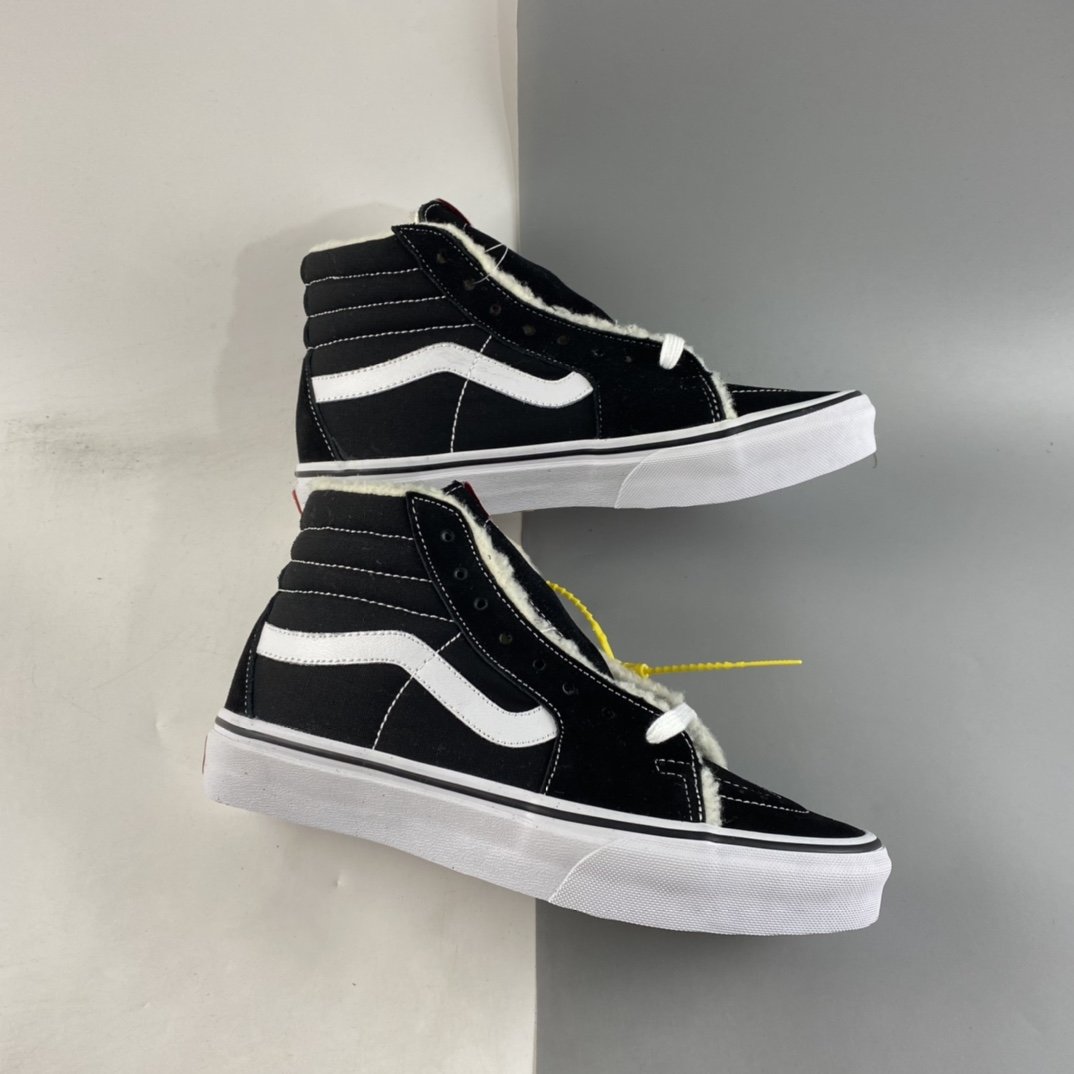 Vans Sk8-Hi Vans Classic High Top Plus Velvet VN000D5IB8C