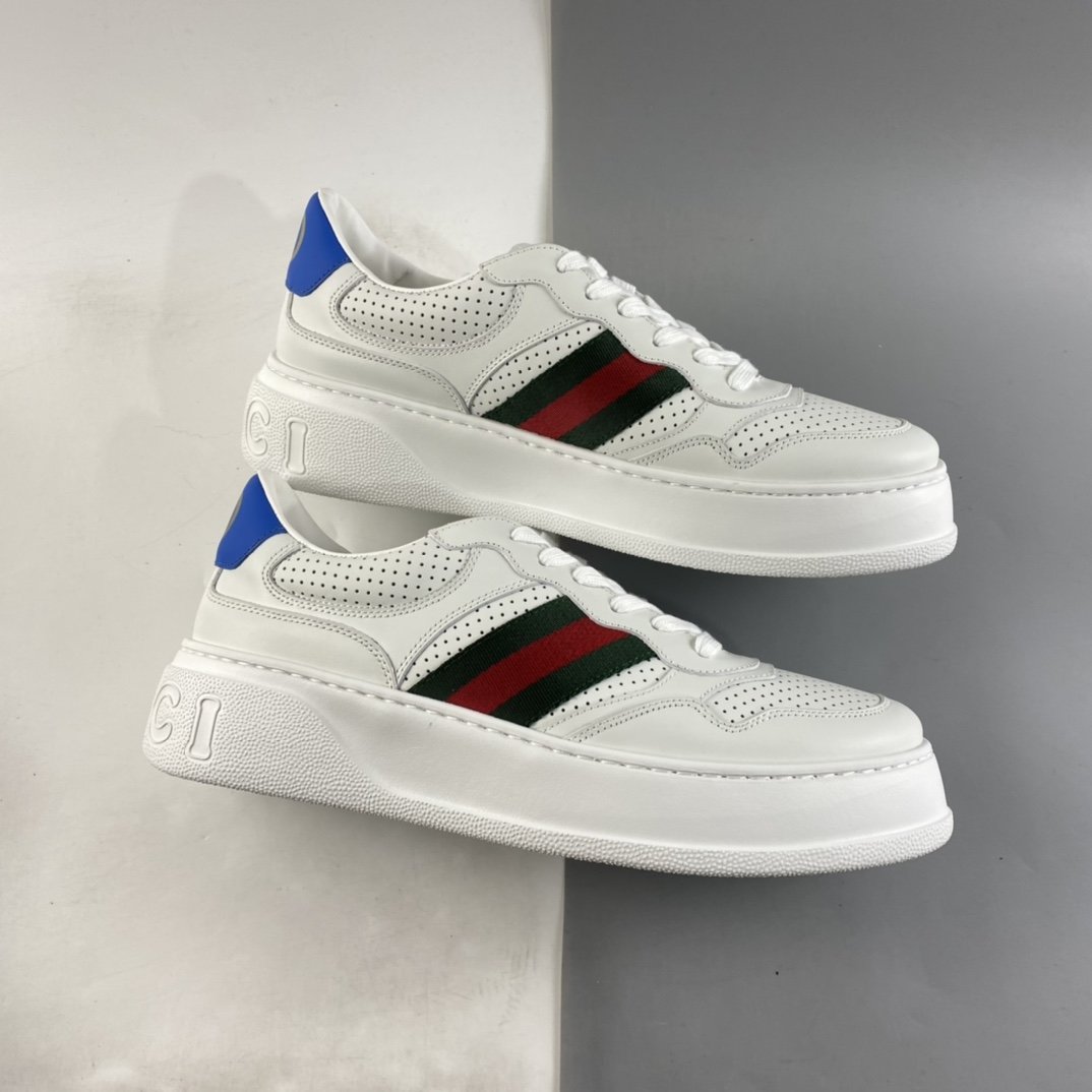 GUCCI Chunky B luxury brand Gucci low-top sneakers