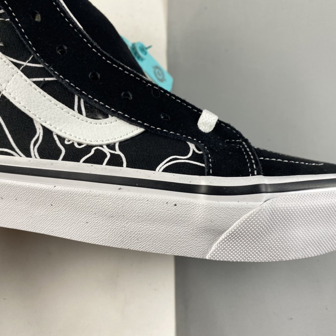 BAPE x Vans 2021 official blockbuster joint model Sk8-Hi 38 DX black and white classic high-top men and women couple sneakers canvas shoes VN0A38GF7BG