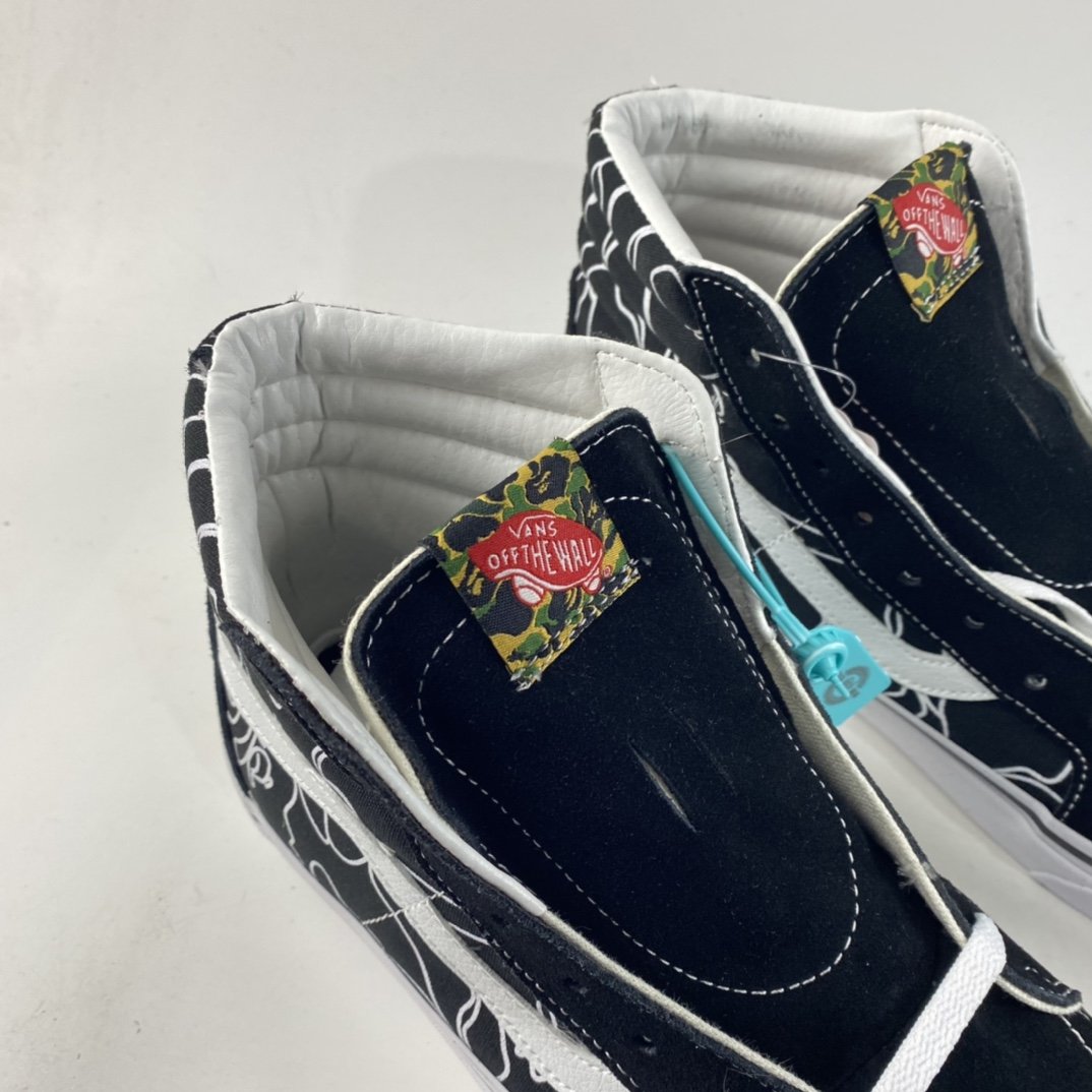 BAPE x Vans 2021 official blockbuster joint model Sk8-Hi 38 DX black and white classic high-top men and women couple sneakers canvas shoes VN0A38GF7BG