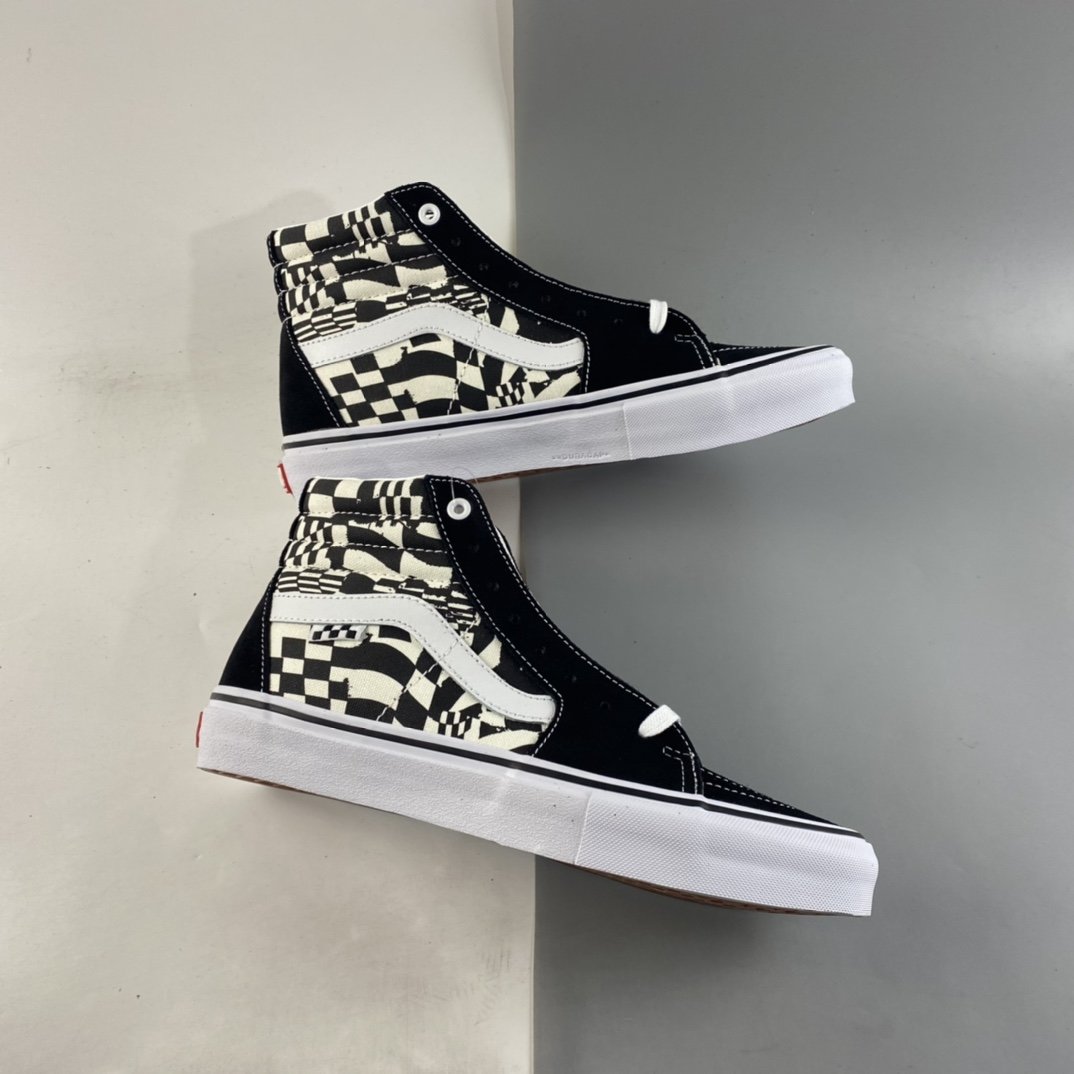 Vans Sk8-Hi Vans official black and white checkerboard side stripe professional skateboard shoes VN0A5FCC9CU