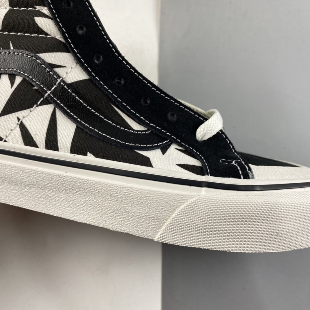 Vans SK8-Hi Vans black and white print high-top sneakers VN0A3MV136K