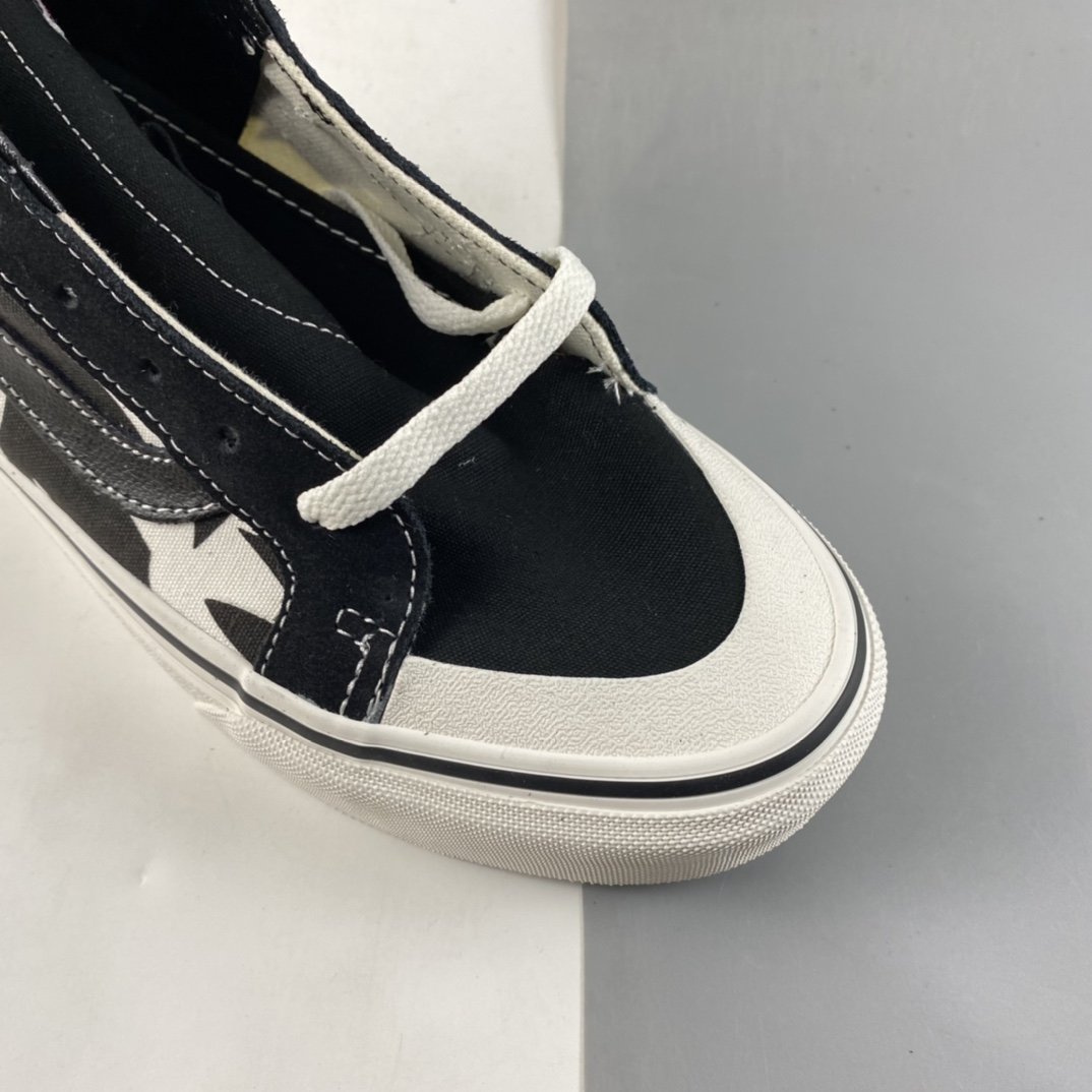 Vans SK8-Hi Vans black and white print high-top sneakers VN0A3MV136K