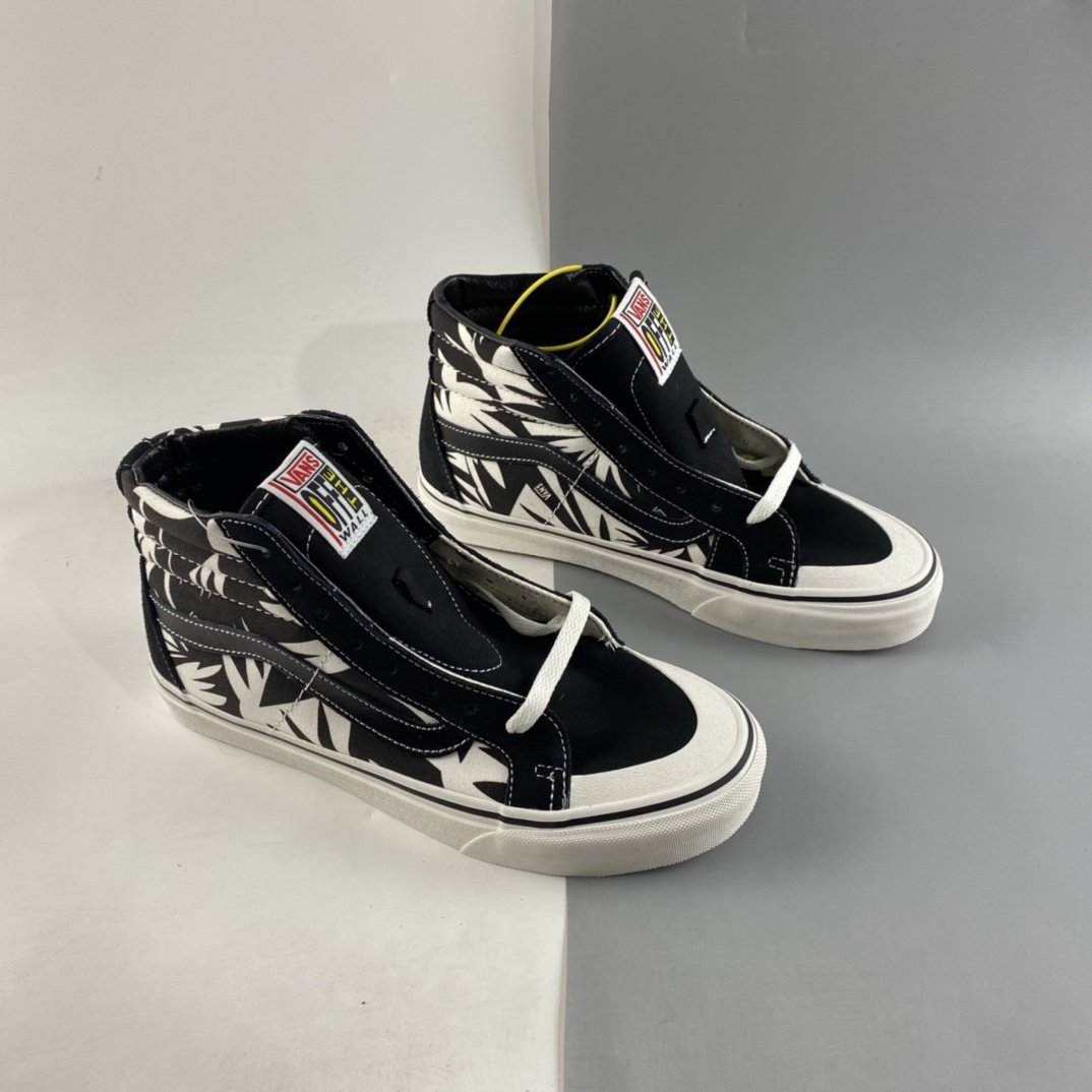 Vans SK8-Hi Vans black and white print high-top sneakers VN0A3MV136K