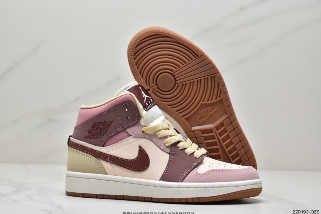 Air Jordan 1 Mid AJ1 Joe 1 Middle help culture basketball shoes Red Bean DO7440-821