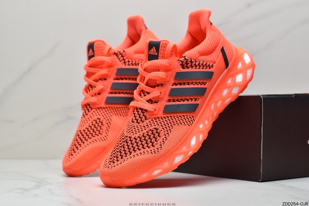 ULTRABOOST WER DNA knitted breathable upper really explodes outsole retro running shoes GY4166