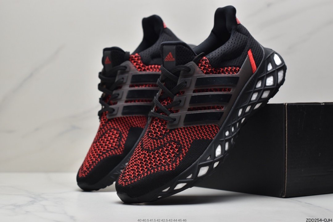 ULTRABOOST WER DNA knitted breathable upper really explodes outsole retro running shoes GY4166