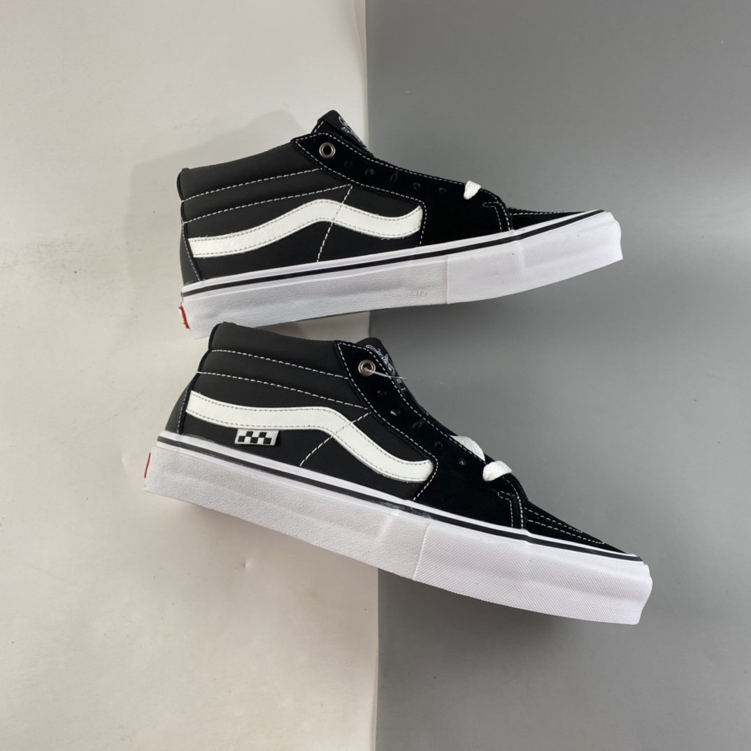 Vans SKate SK8-Mid Black and White Classic Mid Side Checkerboard Suede Canvas Skateboard Shoes VN0A5FCG625