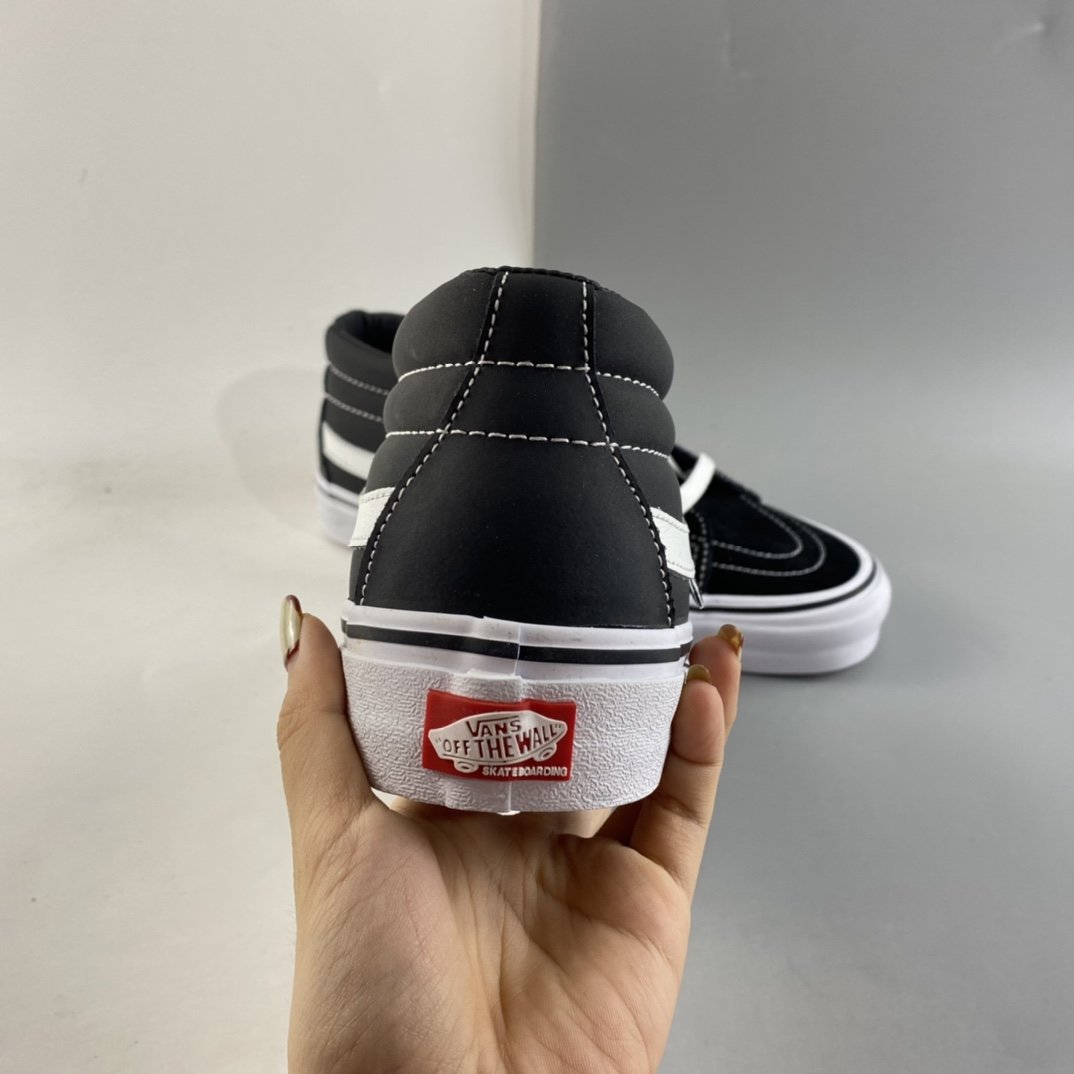 Vans SKate SK8-Mid Black and White Classic Mid Side Checkerboard Suede Canvas Skateboard Shoes VN0A5FCG625