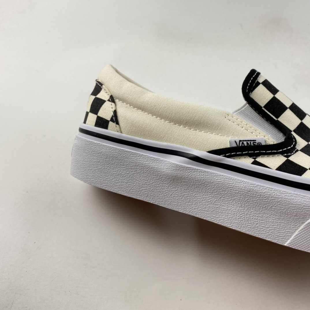 Vans Thick Bottom Classic Lazy Black and White Checkerboard VN0A318EBWW