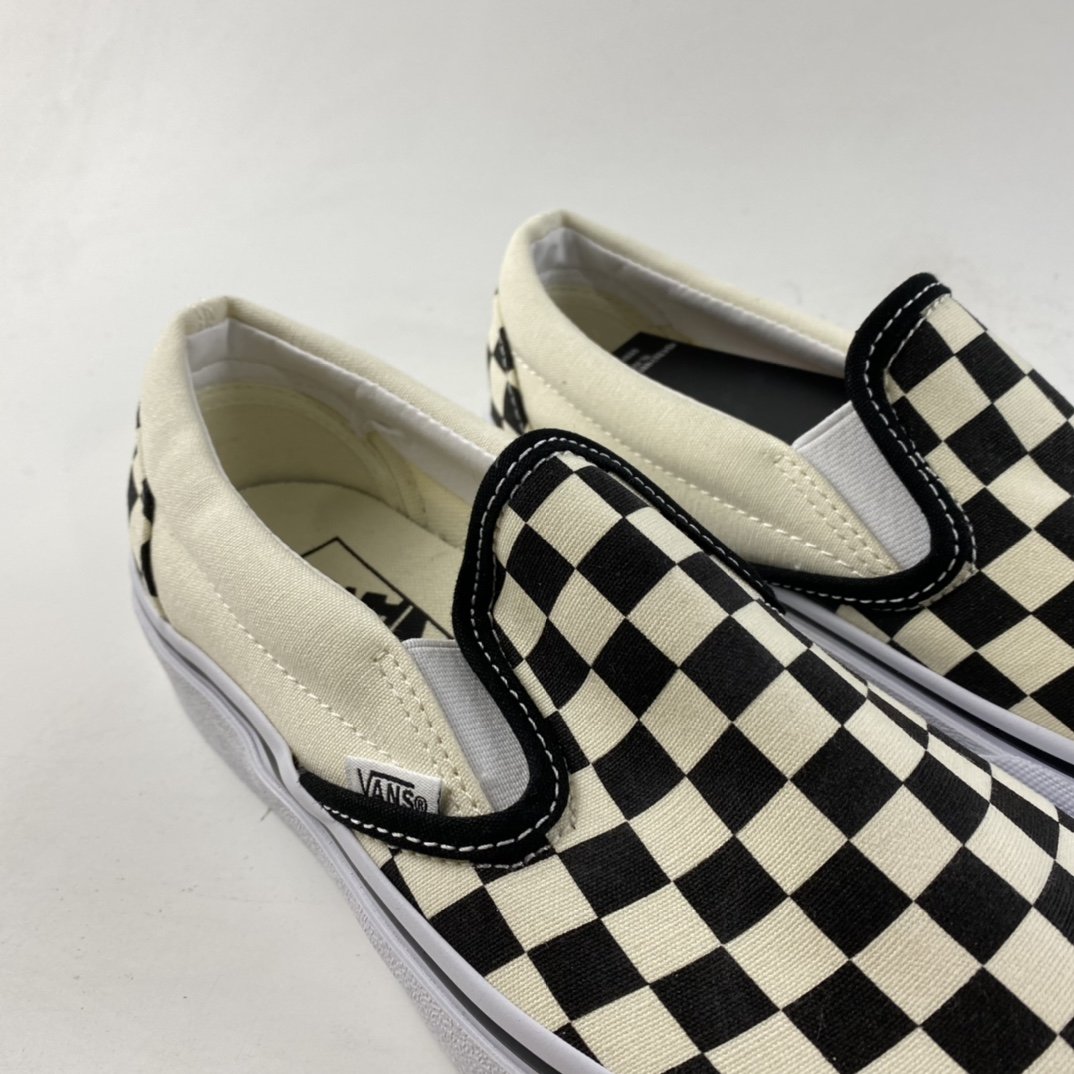 Vans Thick Bottom Classic Lazy Black and White Checkerboard VN0A318EBWW