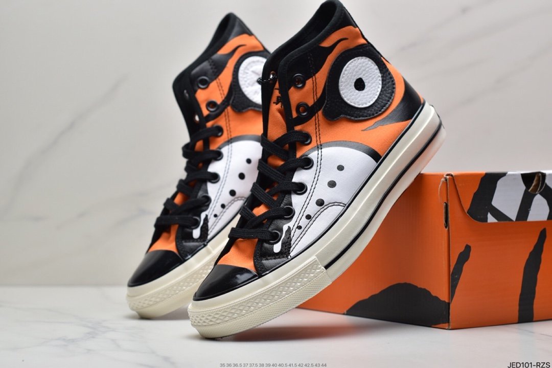 Converse/ SOULGOODS joint high-top skate shoes/black and white orange 169906C